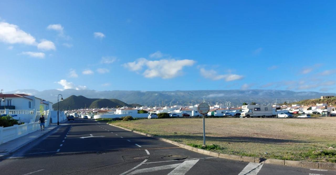 Abades Beach Houses By Apartamentos Estrella Del Norte Kültér fotó